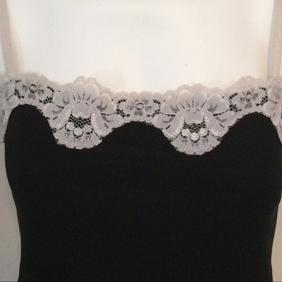 Necessary Objects Black Camisole with white lace - Picture 4 of 5